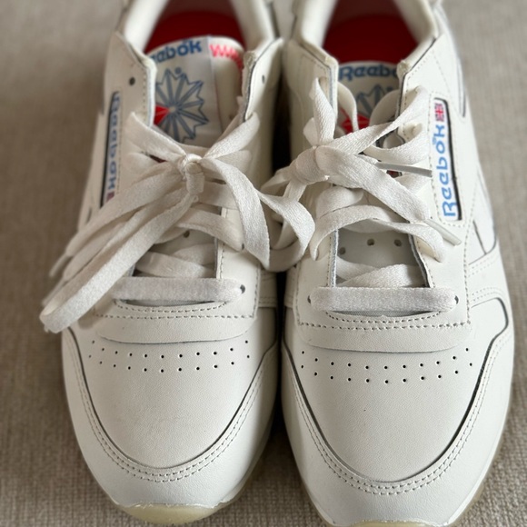 Women’s 7.5 Reebok - Picture 4 of 4